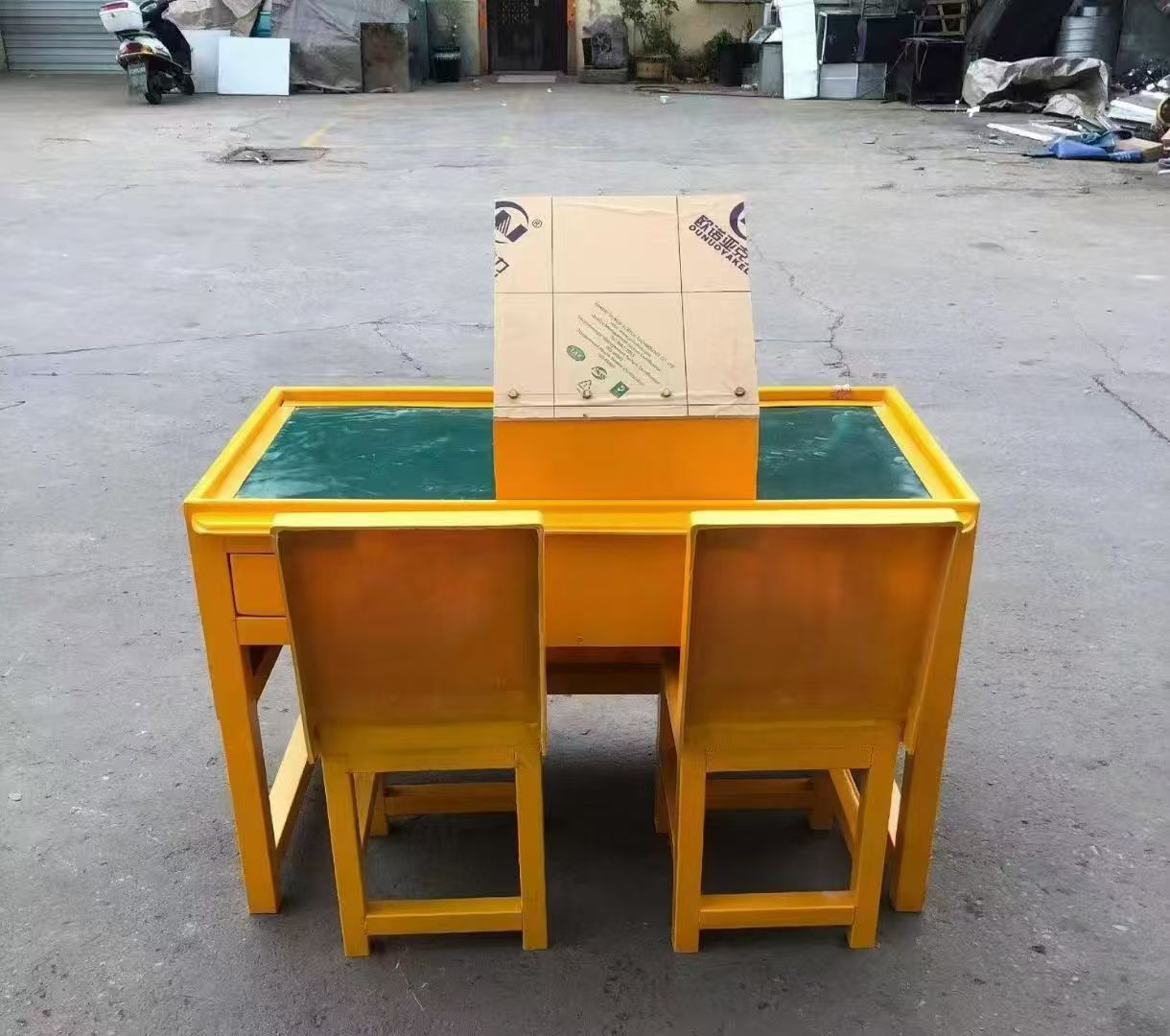 吊罗山乡防静电导通桌井下煤矿火工品发放桌：危险品流转的安全守护者